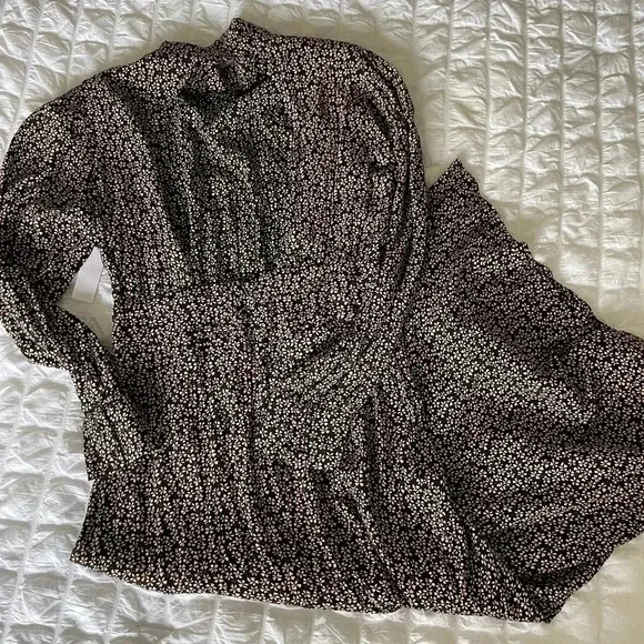 Flynn Skye Magnolia floral mock neck maxi dress in blush Pearl - Picture 12 of 13